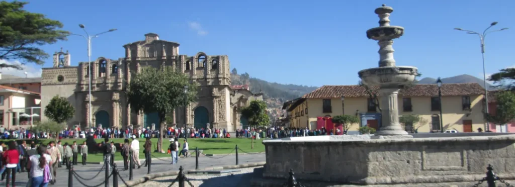 Plaza de armas de cajamarca